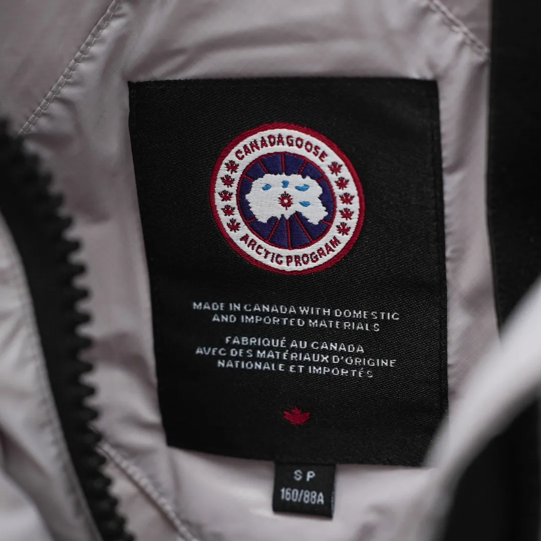 CANADA GOOSE ： Size：S-L